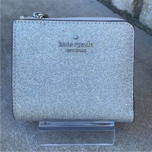 KATE SPADE SILVER GLITTER COMPACT WALLET Women's Accessories EUC